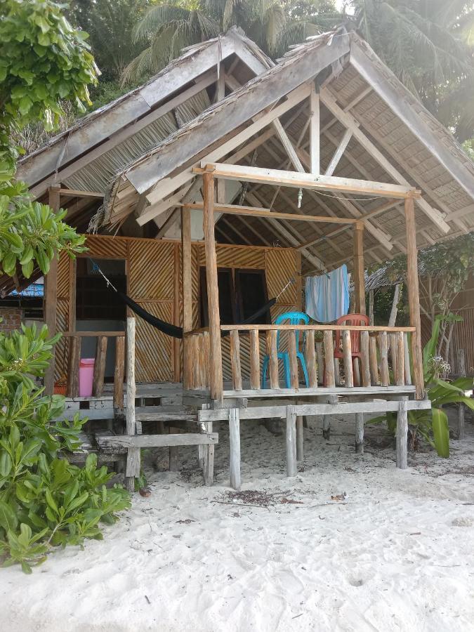 Amfriwen Homestay Yennanas Besir Room photo